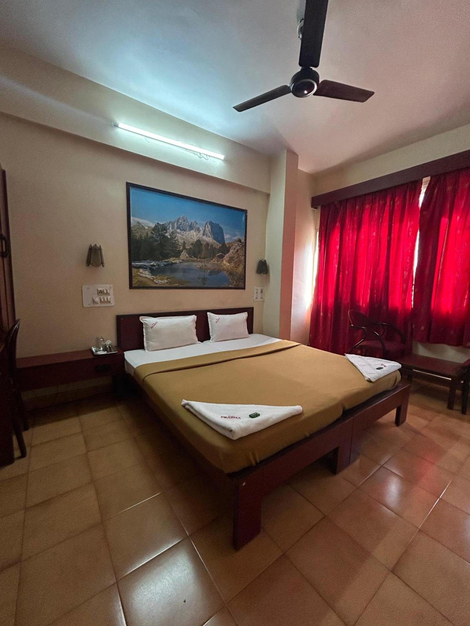 Hotel Prabha Ratnagiri Exterior photo